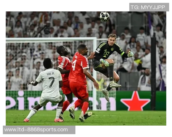 诺伊尔：从门将到传奇的足球之路与辉煌成就解析